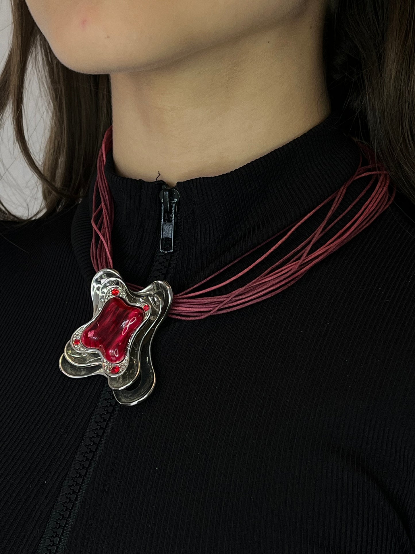 Дамско колие