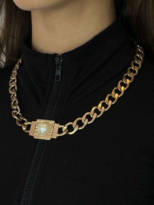 Дамско колие
